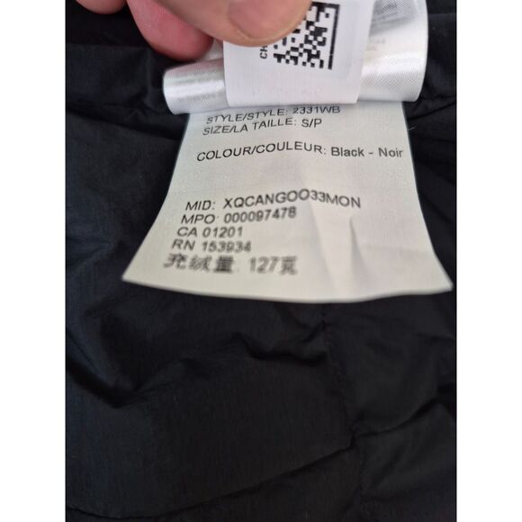 Canada Goose Women's Black Clair 750 Fill Power Down Puffer Coat Size Small - Picture 5 of 7